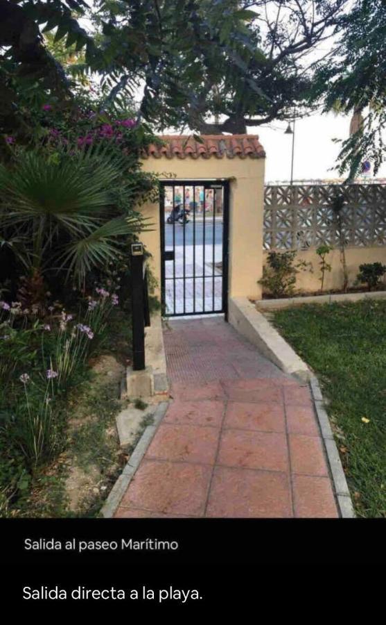 Apartamento Paseo Maritimo De Playamar Torremolinos Bagian luar foto